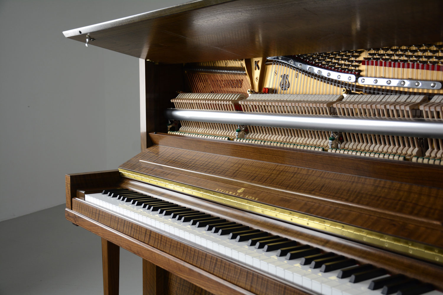 Steinway deals model k